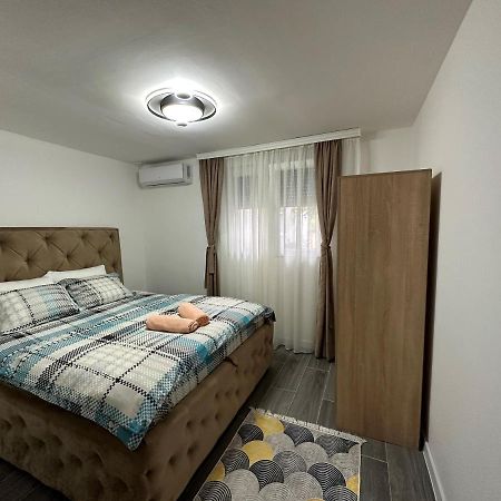 Vucinic Studio Apartment Cetinje Exteriör bild