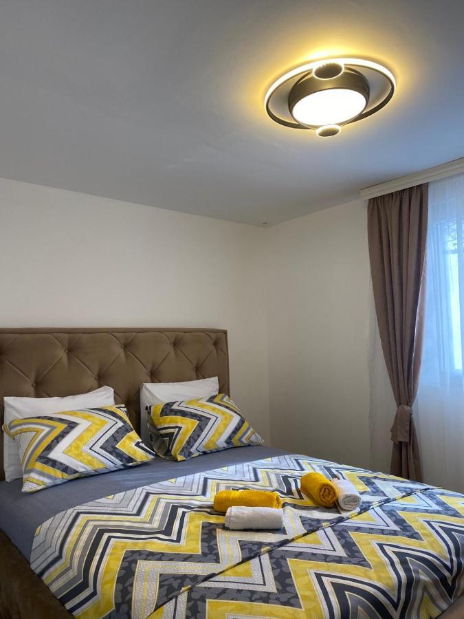Vucinic Studio Apartment Cetinje Exteriör bild