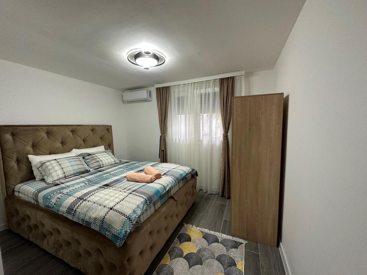Vucinic Studio Apartment Cetinje Exteriör bild